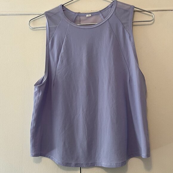 Lulu Lemon Sculpt crop running top - Picture 1 of 8